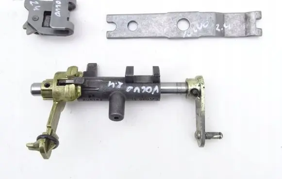 Volvo S60 Gear selector/shifter in gearbox 804142