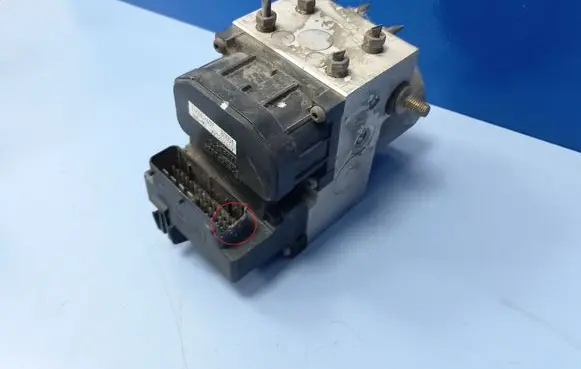 Subaru Legacy ABS Pump 27531AC060