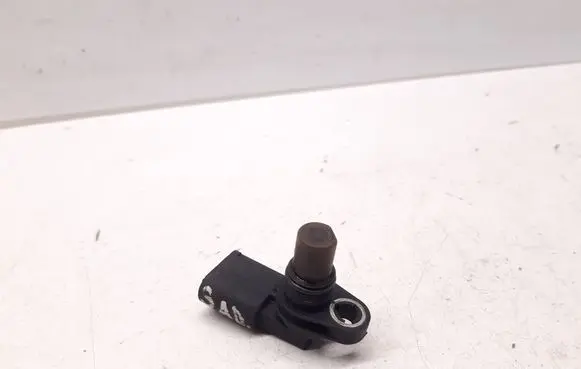 Volvo V70 Camshaft position sensor 06E905163