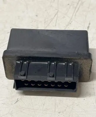 Peugeot 406 Fuel injection pump control unit/module 240107