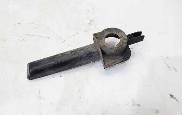 Audi A4 S4 B9 8W Radiator mount bracket 8W0805201OK