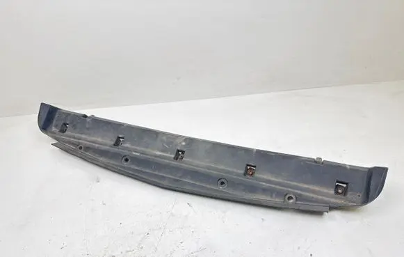 Front bumper skid plate/under tray