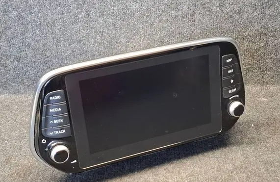 Hyundai Santa Fe Radio/CD/DVD/GPS head unit 96560S1051