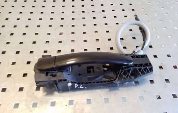 Volkswagen Tiguan Front door exterior handle 5N0837017C