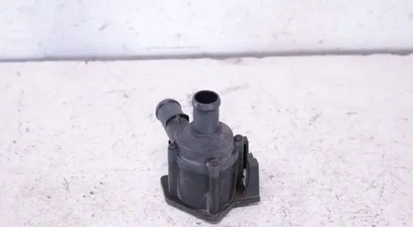 Audi Q5 SQ5 Electric auxiliary coolant/water pump 06H121601N