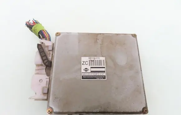 Nissan Primera Engine control unit/module MEC20010