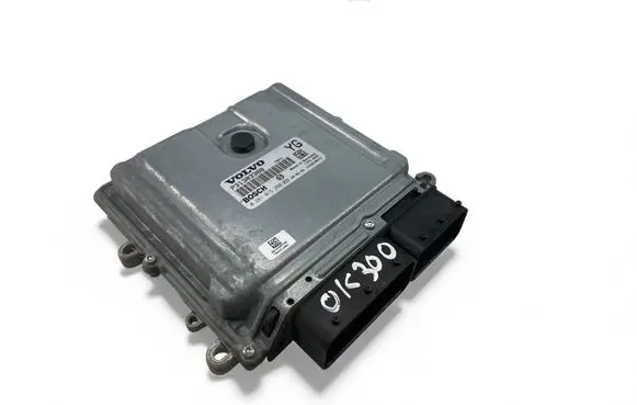 Volvo XC60 Engine control unit/module ECU P31303388 0281015286