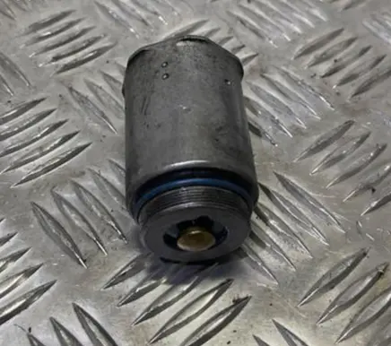 Mercedes-Benz E W212 Oil pressure sensor A6511800115 48B90604C00 14T25800242