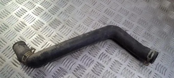 Volkswagen Golf II Engine coolant pipe/hose 191121101