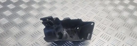 Volkswagen PASSAT B5.5 Fuel filter bracket/mount holder 3B0127224