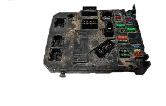 Citroen C3 Fuse module 9653667580