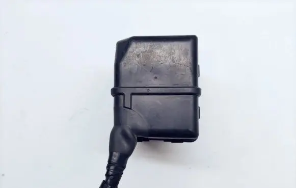 Volkswagen Touran I Fuse module 1K0937311B 013949781