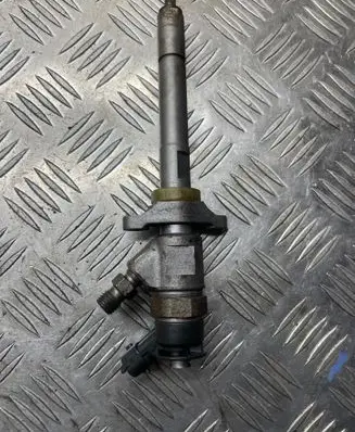 Peugeot 207 Fuel injector 620033