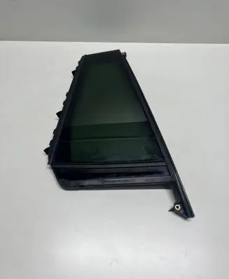BMW X3 G01 Rear vent window glass 741005613