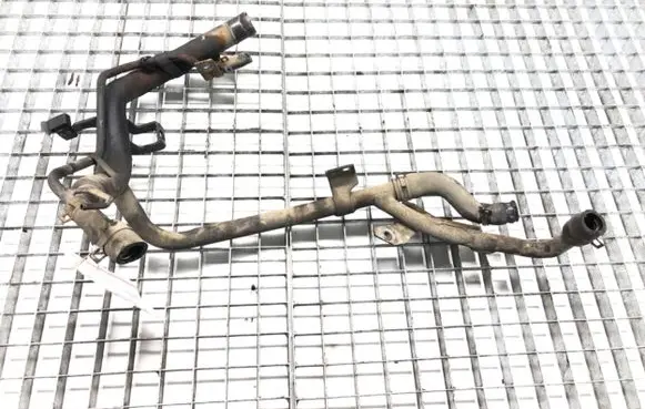 Engine coolant pipe/hose