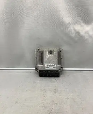 Opel Astra J Engine control unit/module 55590420 55579447 0281019088