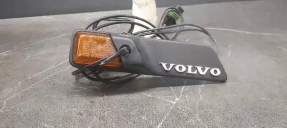 Volvo 440 Front fender indicator light 464403