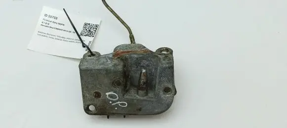 Mercedes-Benz COMPAKT W115 Front door lock 1476