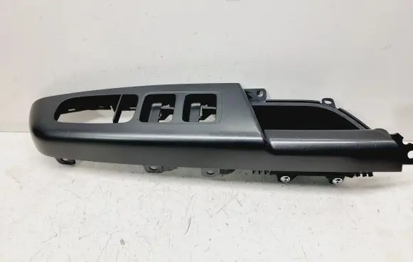KIA Sportage Front door window switch trim 93572D9600AK5 82741F1000 93572F1520
