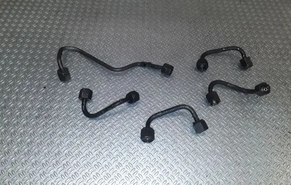 Peugeot 407 Fuel injector supply line/pipe 