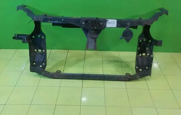 Nissan Qashqai Radiator support slam panel WZMOCNIENIE