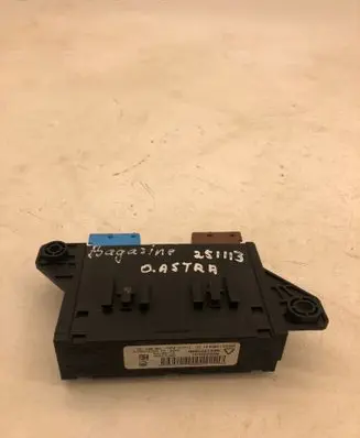 Opel Astra L Tailgate/trunk control unit/module 9841431980