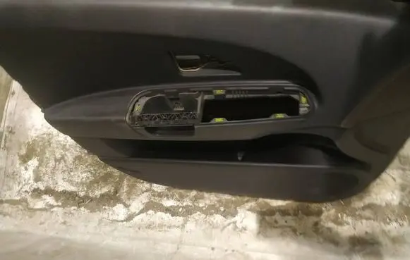 KIA Ceed Front door card panel trim