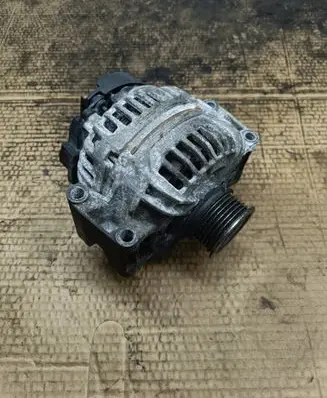 Skoda Yeti (5L) Generator/alternator 06B903016AB 0124525088