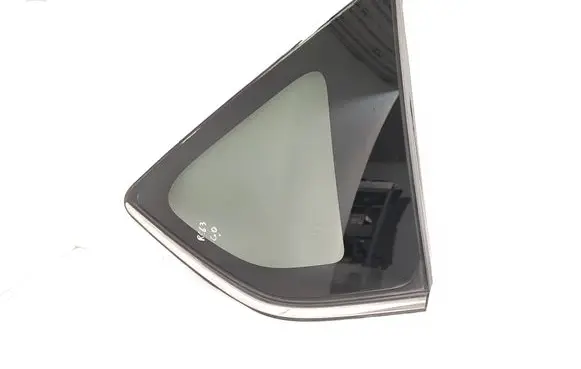 Toyota RAV 4 (XA40) Rear side window 43R005844 DOT23 NSGM31Q8