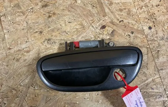 Subaru Legacy Front door exterior handle 