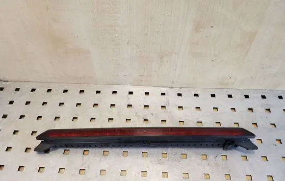 Volkswagen PASSAT B5.5 Third/center stoplight 1J6945097D