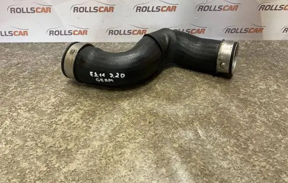 Mercedes-Benz E W211 Intercooler hose/pipe A2115282882Q3