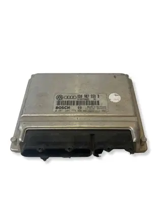 Volkswagen PASSAT B5 Engine control unit/module 8D0907558B 0261204774 26SA5119