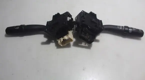 Toyota Corolla Verso E121 Light switch