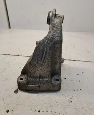 Mercedes-Benz E W211 Engine mounting bracket A6422234604