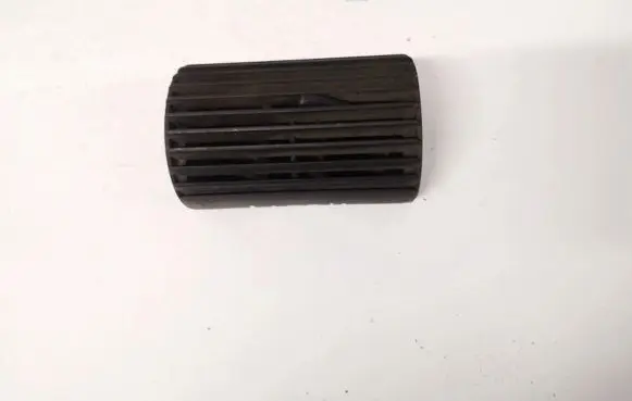 Opel Astra F Dash center air vent grill 90450809