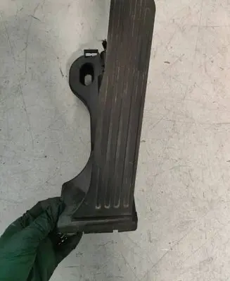 Volkswagen Caddy Accelerator throttle pedal 2K5723503A