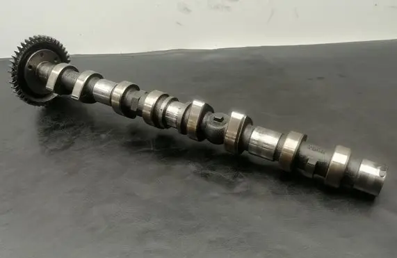 Mercedes-Benz E W211 Camshaft A6110501801 A6110500101 A6110520101