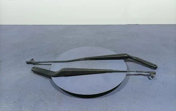 BMW X6 E71 Front wiper blade arm 7153736