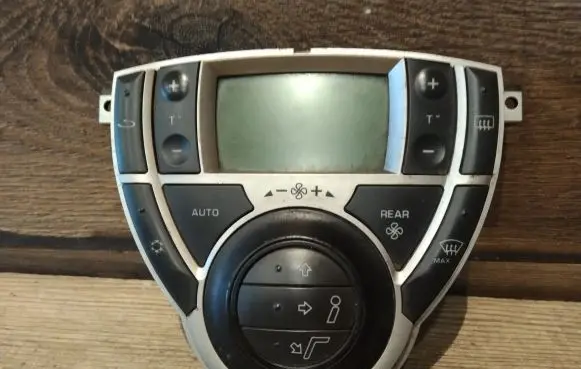 Citroen C8 Climate control unit 9140010393