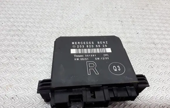 Mercedes-Benz C W203 Door control unit/module 2038206626