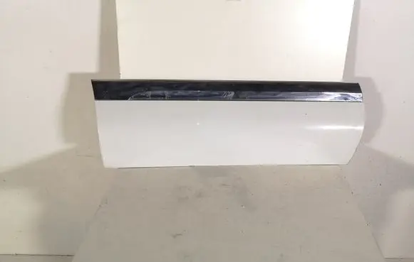 Volkswagen Touareg II Front door trim (molding) 7P6854939H