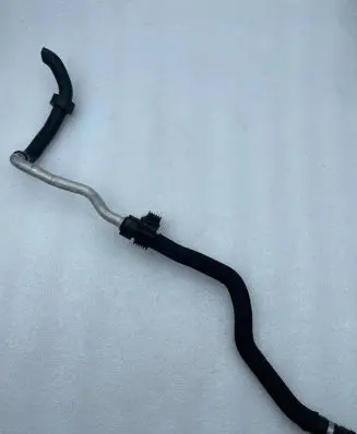 Mercedes-Benz GLS X166 Engine coolant pipe/hose A1668309700