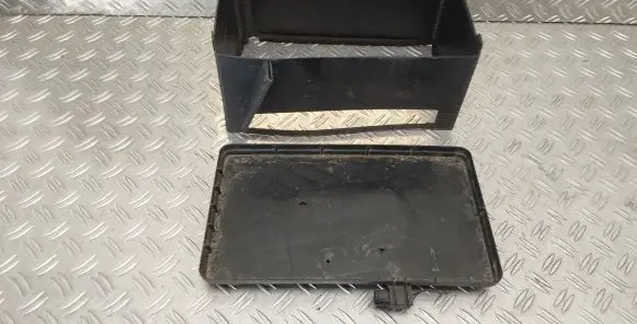 Toyota Corolla Verso AR10 Battery tray 744310F010