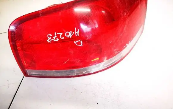 Rear/tail lights