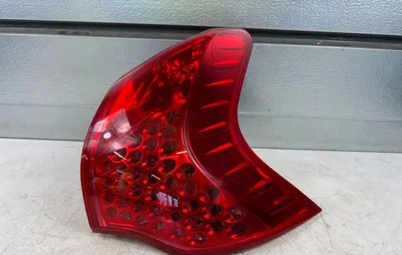 Peugeot 3008 I Rear/tail lights 9683460780