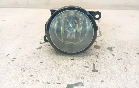 Renault Megane III Front fog light 8200074008