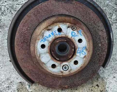 Volkswagen Touareg II Rear wheel hub 7p0609404g