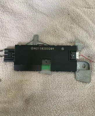 Mercedes-Benz E W211 Other control units/modules A2118203289