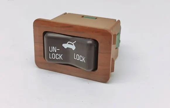 Mitsubishi Space Wagon Tailgate/trunk/boot open switch 